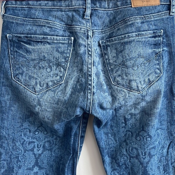 ABERCROMBIE & FITCH PATTERNED WOMEN JEANS SIZE 24 - Picture 8 of 11